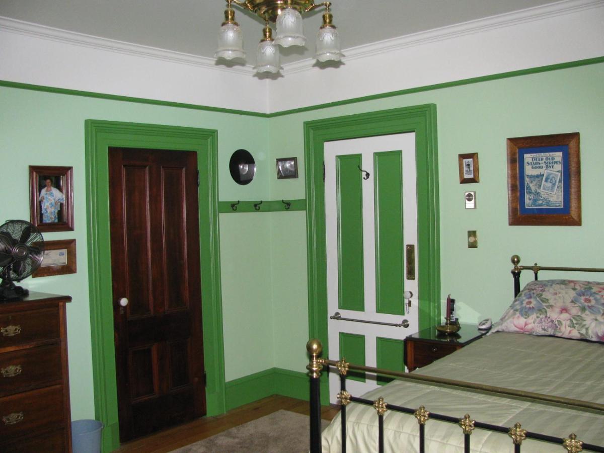 Gower Manor Historic Bed & Breakfast San Juan de Terranova Exterior foto